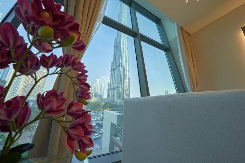 Magnificent Stunning 3 Bedroom With Burj Khalifa View Apartment